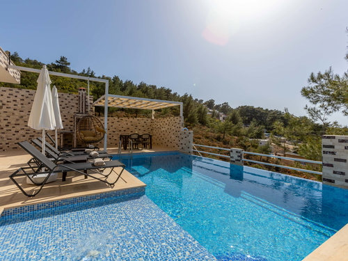  gece  -  Kasım
  | Kalkan Akbel Villa: Doğa Manzaralı, Jakuzili, Korunaklı Havuzlu, 4 Kişilik